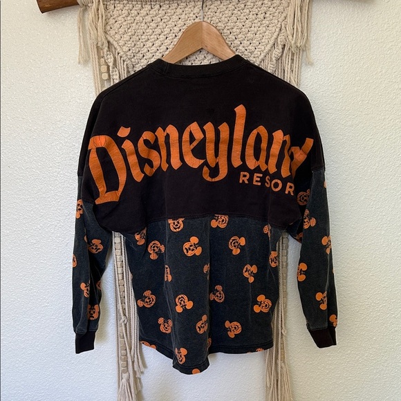Disney spirit jersey XS oversized Long Sleeve Shirt - Black and Orange - Picture 1 of 4